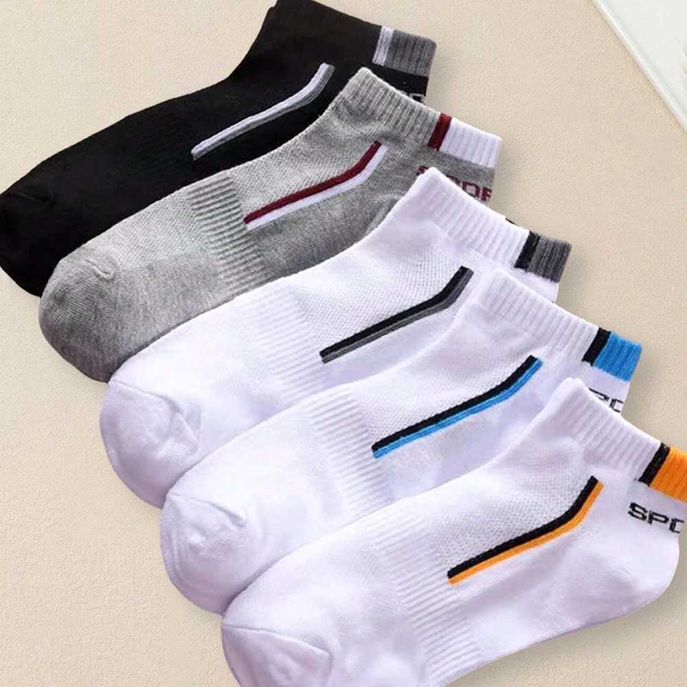 5 pairs of mens summer socks are fashionable simple and casual. Mens ankle socks are comfortable lightweight breathable and casual W240905