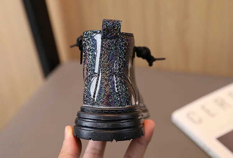 Baby boots girls shoes autumn warm leather cute and fashionable childrens shoes snow boots plush shoes M241102