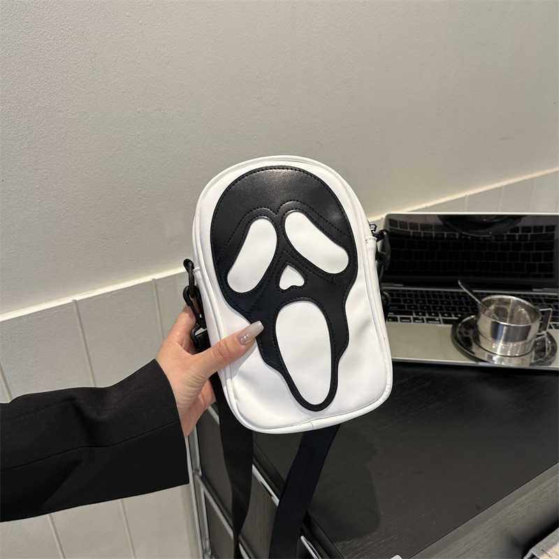 Skull Bag Personalized Funny Ghost Shoulder Bag Halloween Women's Crossbody Bag Phone Small Square Bag 240915