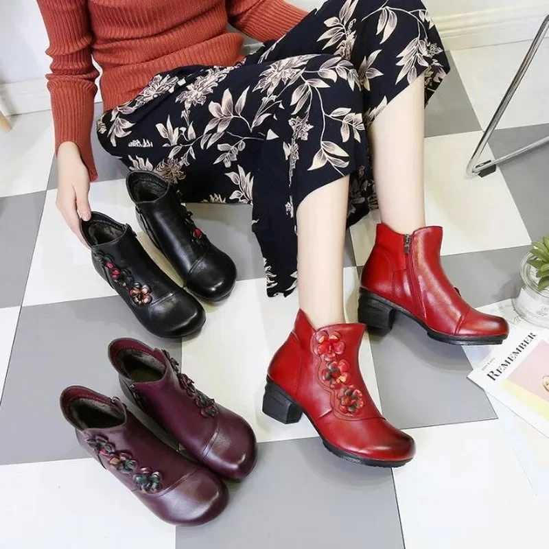 Yalni Autumn Winter Shoes Womens Cowboy Leather Flower Shoes Comfortable Med Heel Ankle Boots Leather Fashion Shoes Women CL240906