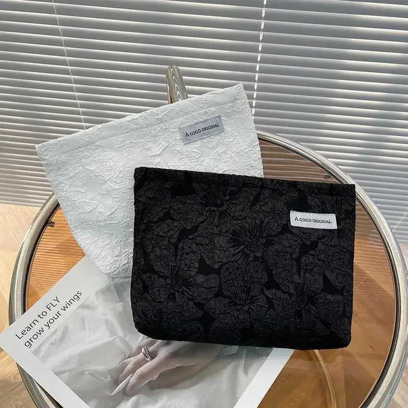 Makeup Bag Womens Flower Makeup Box Organizer Korean Embroidery Makeup Bag Travel Makeup Bag Corduroy Canvas Beauty Box W240905