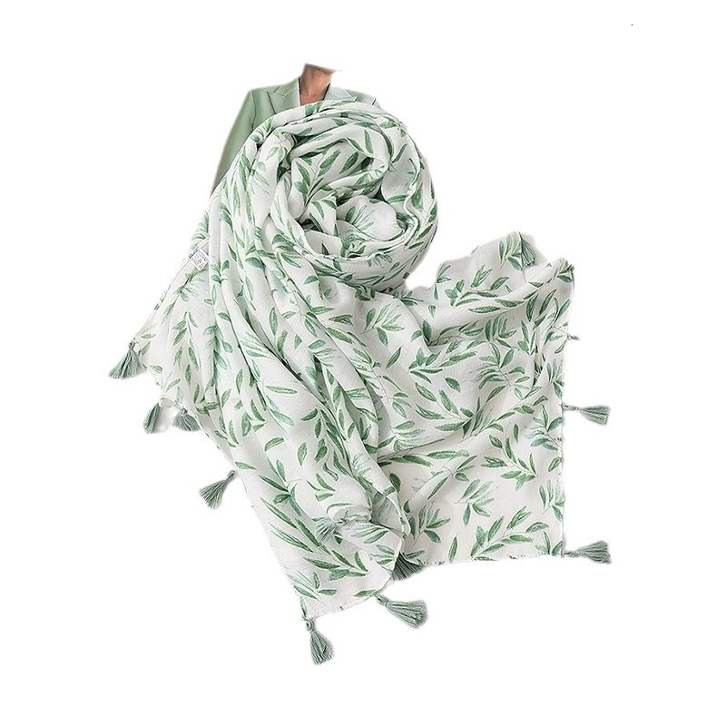 Scarf Women's Summer Sunscreen and Sunshade Thin Scarf Green Leaf Beach Scarf Desert Travel Essential Shawl Spring and Autumn