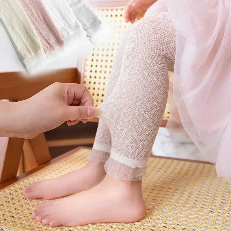 Baby Girls Lace Leggings Kids Soild Color Calf Length Pant 2022 Summer Childrens Clothing Hollow Out Tights Y240906