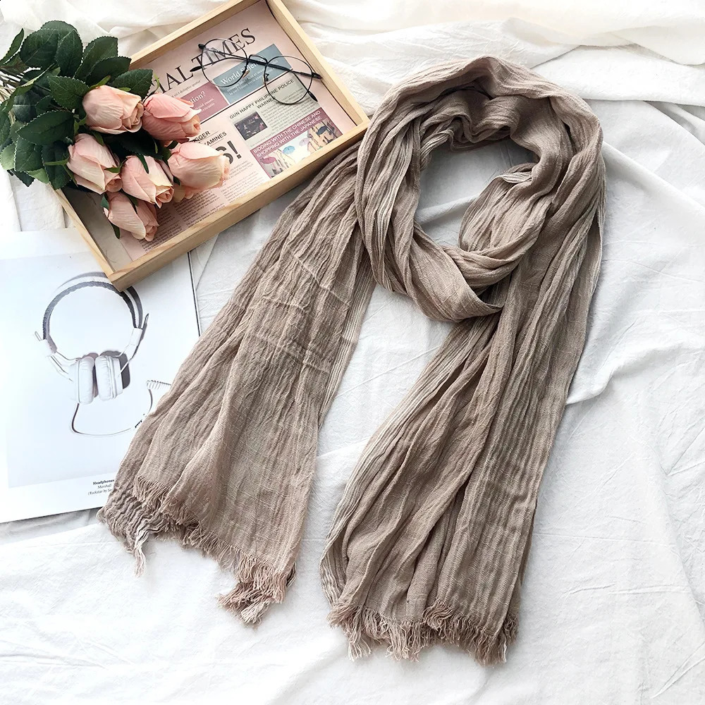 Autumn and Winter Mens Scarf Fashion Striped Cotton Linen Mens Scarf Warm Pashmina Collar Short tassel Buffandas Shawl 240905