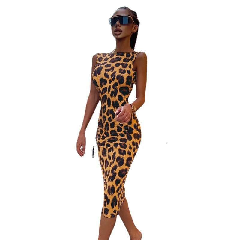 2023 Spring/Summer New Leopard Pattern Tank Top Off Back Mid length Style with Tight Fit Skirt