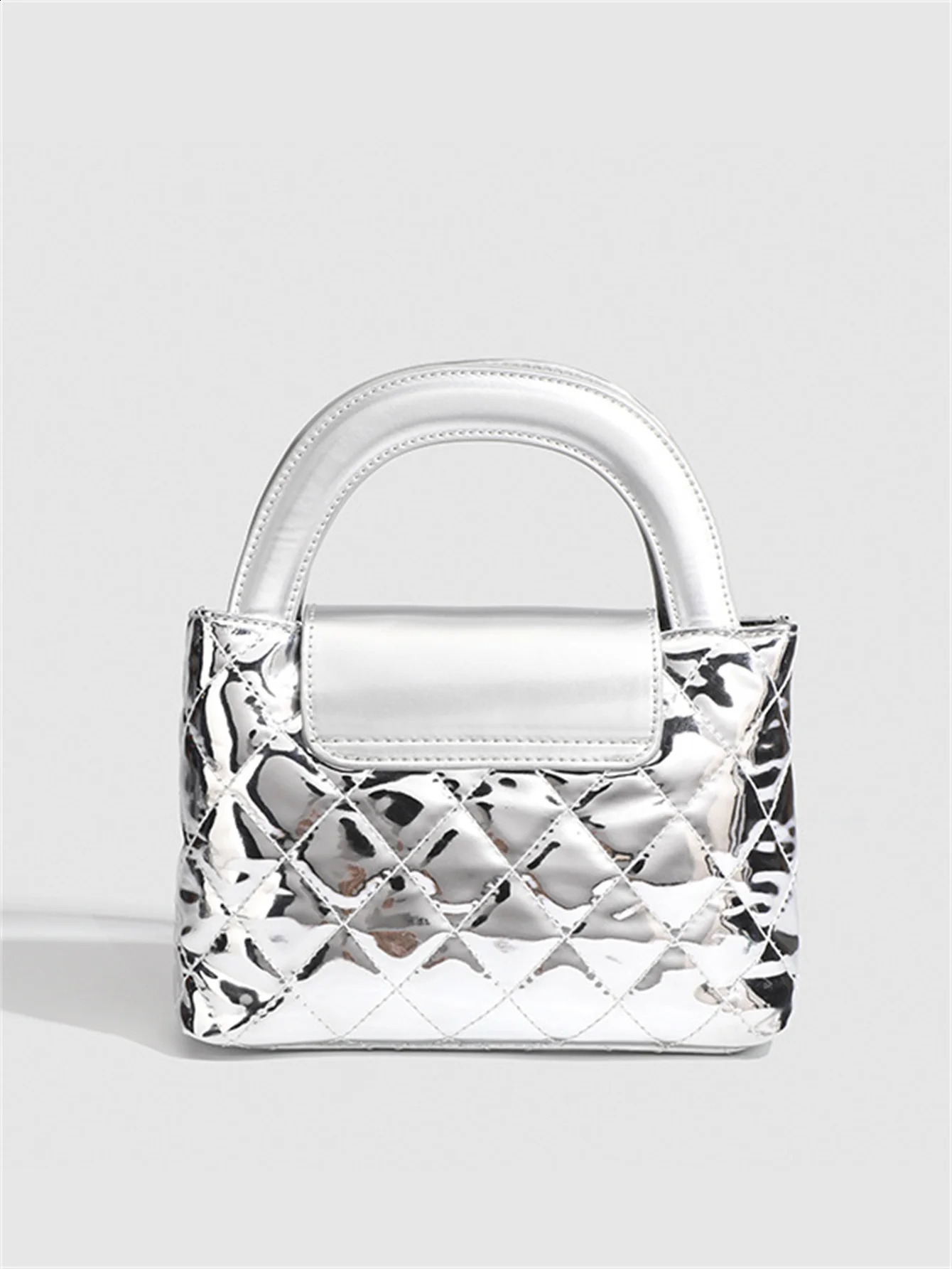 2024 Fashion Niche Diamond Plaid Patent Leather Chain Bag Full Hand Bill Shoulder Cross Bag 240904