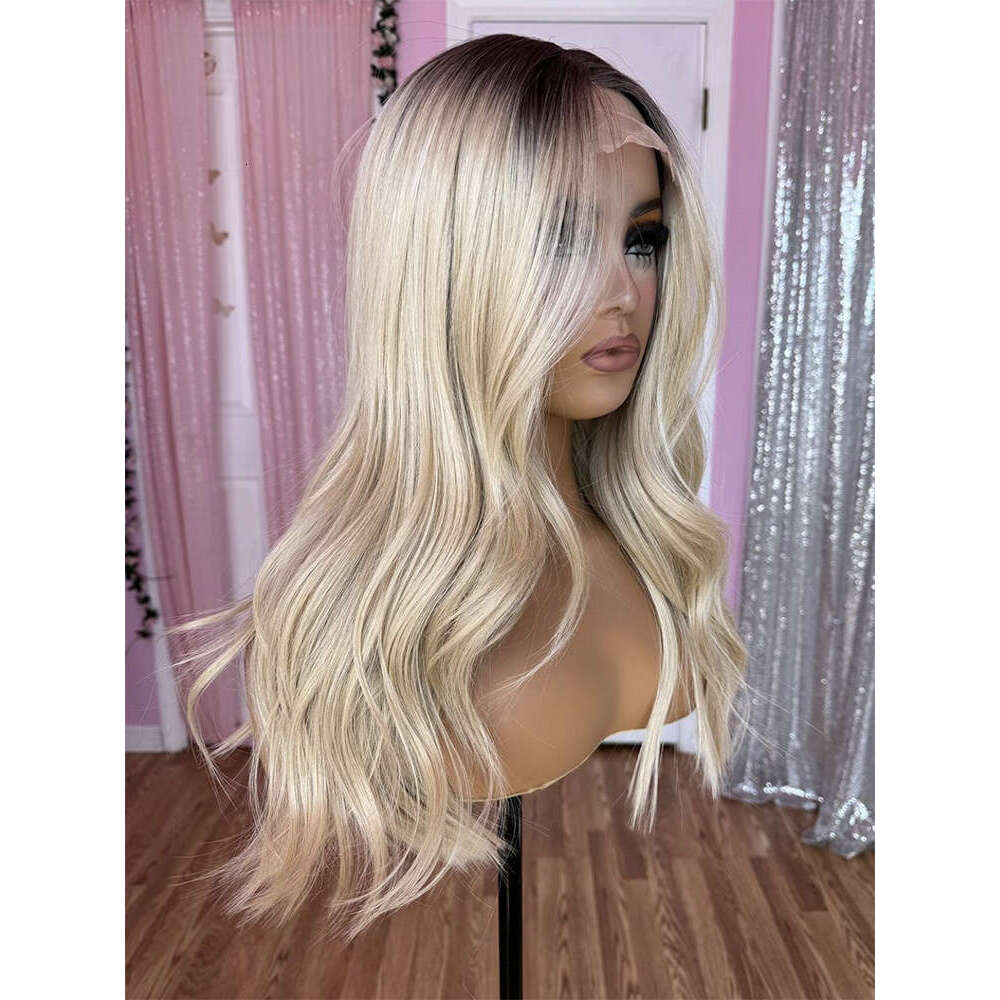 Honey Blonde Colored Body Wave Haire Glueless Synthetic Hair Lace Front Wig For Women Heat Resistant Fiber Daily Wear