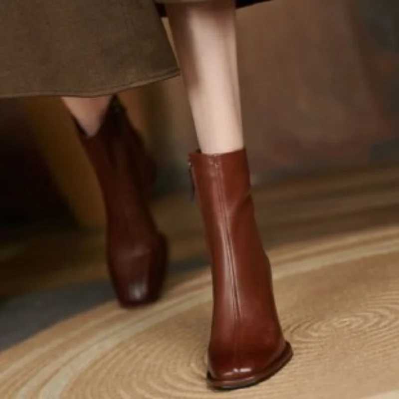 Autumn and Winter 2023 New Retro Nude Boots for Women Thick Heel Side Zipper High Heels Simple Casual Square Short Boots for Women CL240906