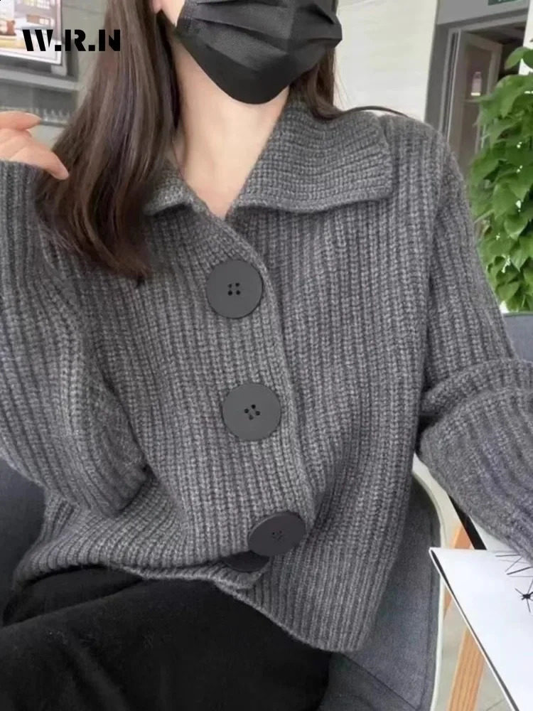 Autumn Korean Retro Fashion Single Chest Sweater Womens Casual Knitted Solid Jumper Long Sleeve Pocket Cardigan 240905