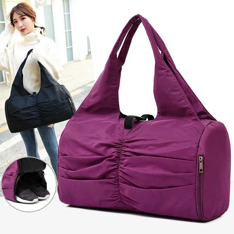 Fashion womens travel bag yoga weekend fitness handbag gym handbag large capacity travel bag mens XA753WB W240906