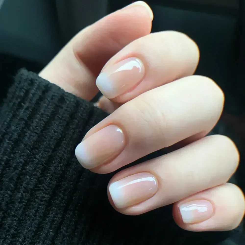 24 pieces of gradient white fake nails short square ballet simple fake nails pressed onto wearable nude nails W240905