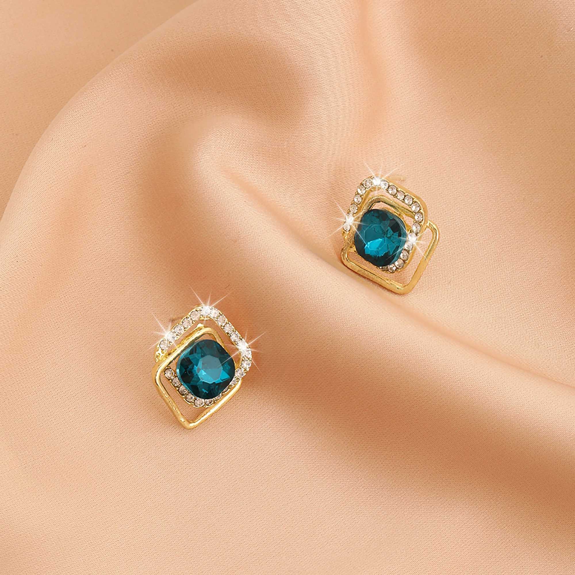 Womens slim blue fashionable earrings geometric engagement daily earrings W240803