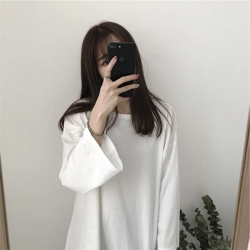 Womens autumn winter Korean version new solid color round neck long sleeved T-shirt womens loose and versatile base shirt top