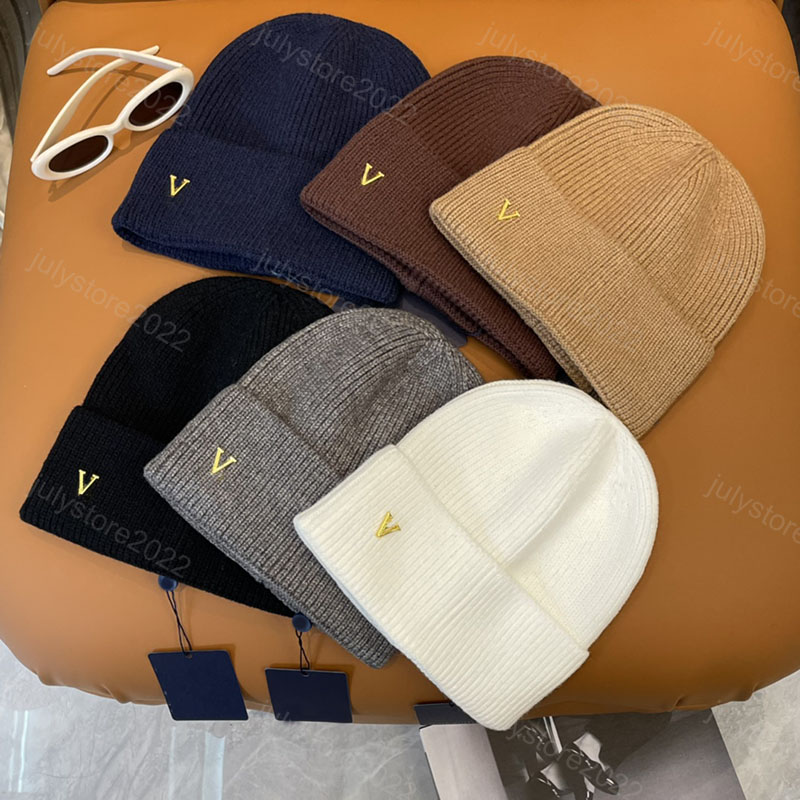 Wool Knitted Hats Designer Dual Beanie Bonnet Hat Autumn Winter Beanies Warm Men and Women Couples Accessories Letter Brooch Cap Casquette Skull Caps