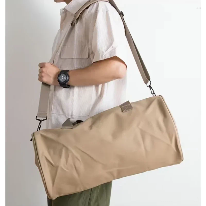 Duffel Bags 24 Mens Sports Handbag Classic Emed Letter Bucket Bag Waterproof Fiess Swimming Large Capacity Travel 4