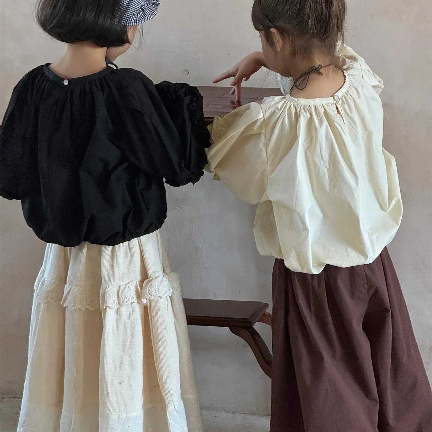 Blouses Korean Childrens Clothing Autumn New Girl Shirt Retro Style Easy Flower Edge Tops Simple 2024 Round Collar Y240906