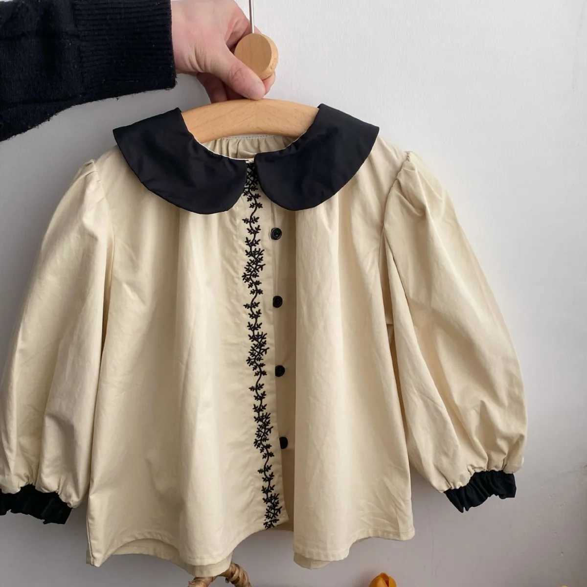 Blouses Girls Doll Collar Shirt Spring Season New Forest Baby Children Clothing Fashion Embroidery Shirt Simple Pocket Y240906