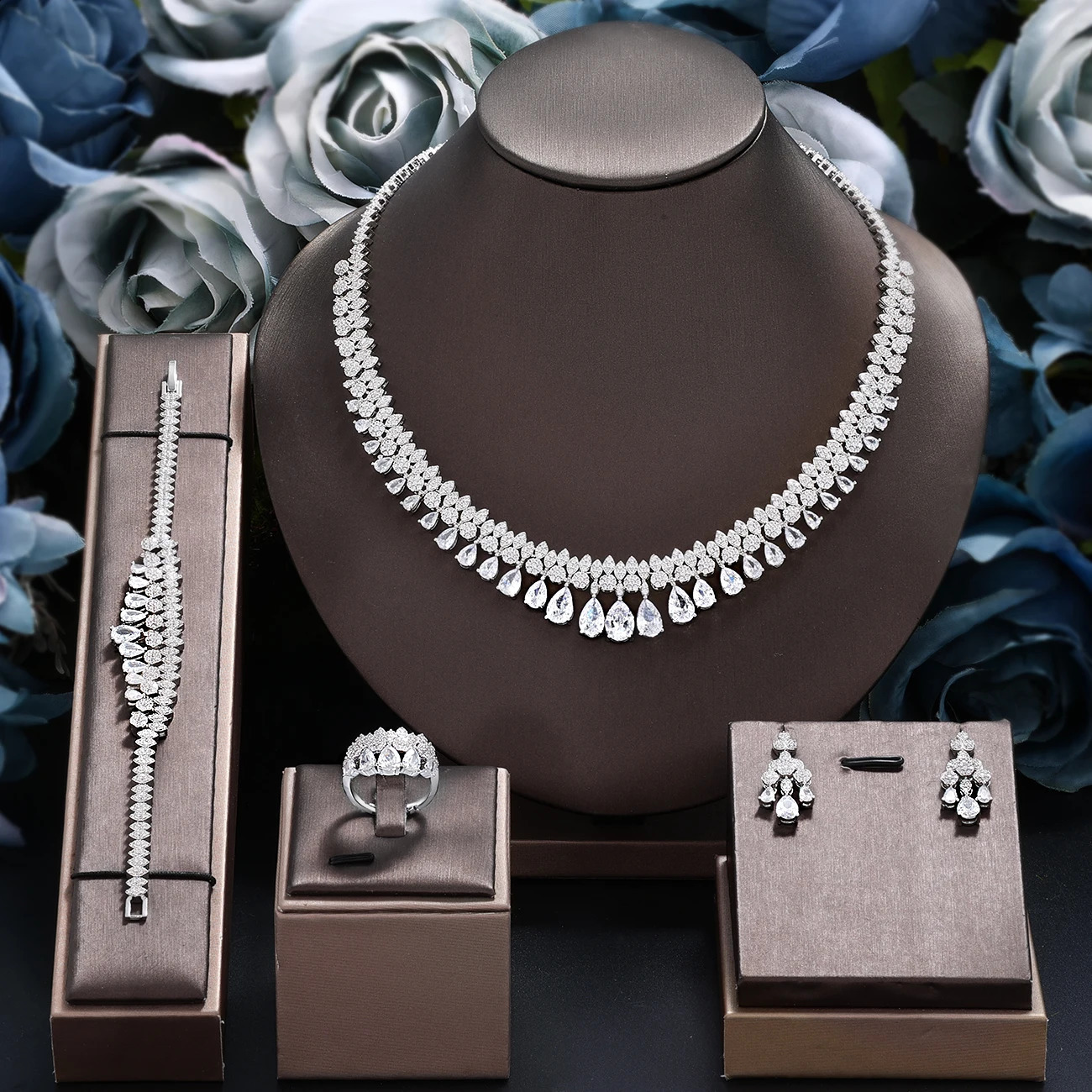White Cubic Zirconia Bridal Jewelry Set Bridal Accessories Tassel Water Drop Necklace Earrings 4-piece Set for Wedding Parties 240906