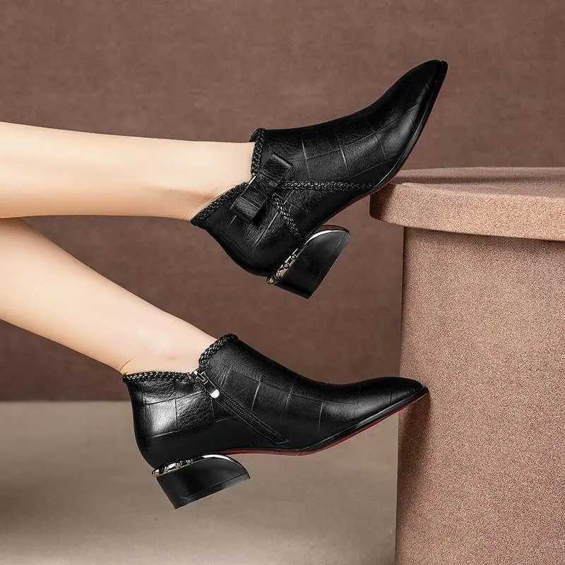 2022 Spring and Autumn Bow Side Zipper Medium Heel Large Short Boots for Women Pointed Face Comfortable Womens Boots CL240906
