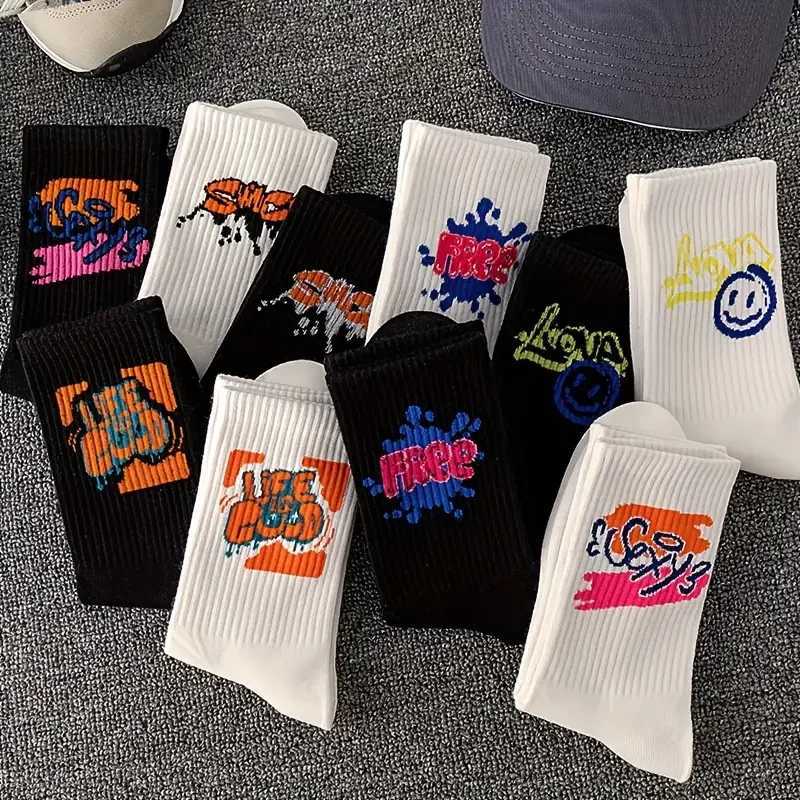 10 pairs of mens fashionable graffiti patterned crew socks cotton mixed breathable and comfortable casual unisex mens outdoor wearing socks W240905