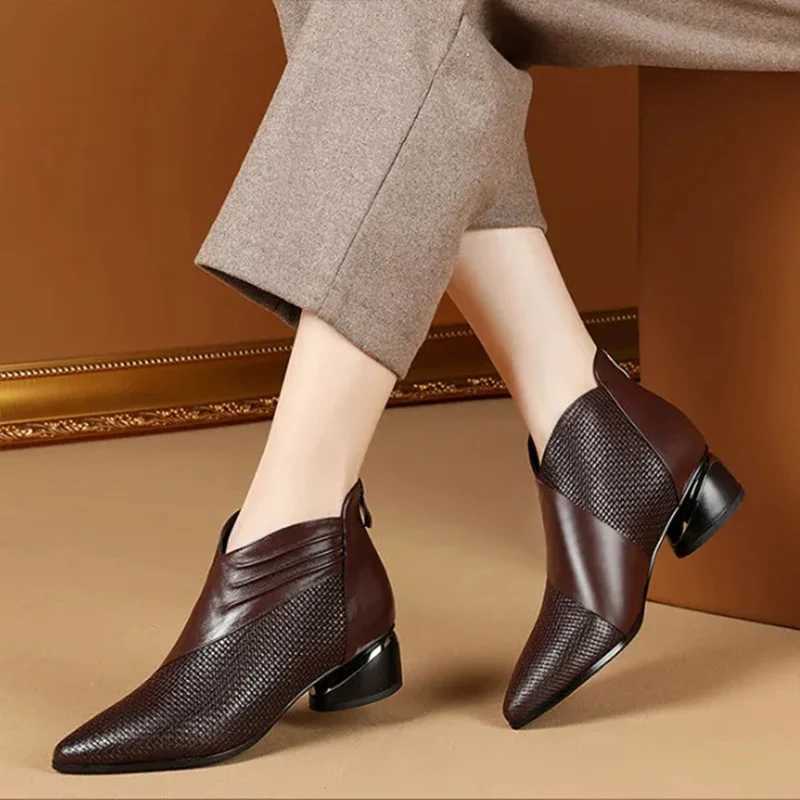 2024 Trend Womens Low Heels Womens Ankle Boots Retro Leather Boots Womens Formal Automatic Office Shoes CL240906