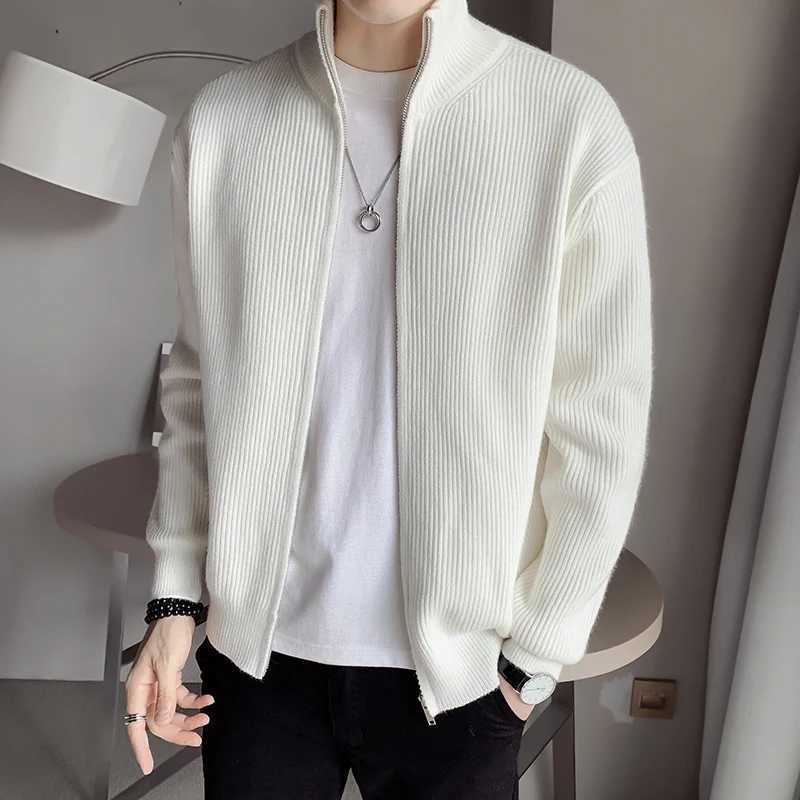 2023Fine Mens Fashion Breathable Casual British Style Youth College Fashion Trend Comfortable Slim Cardigan Korean Version Knit Y240906