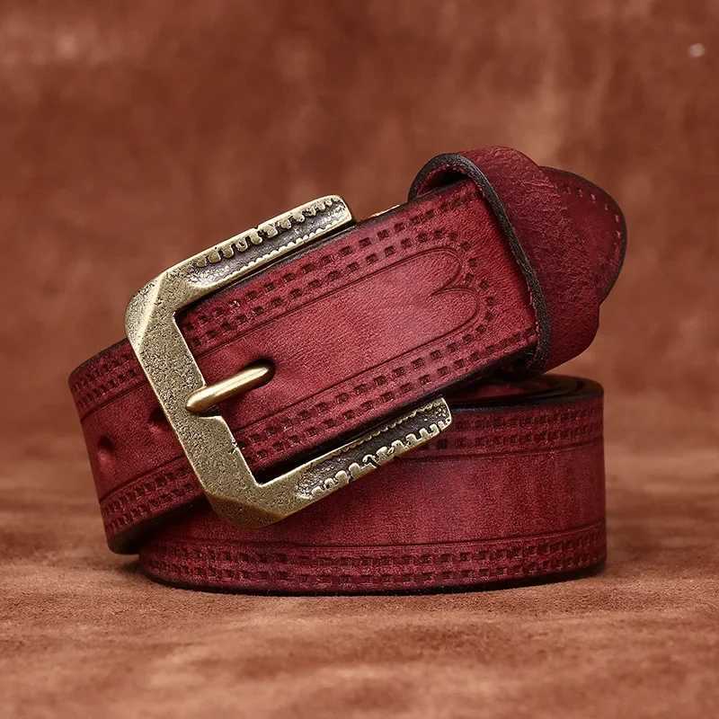 Classic leather mens belt with vintage brass buckle W240905