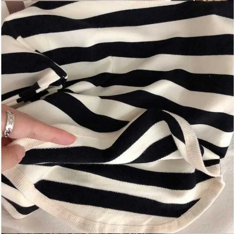 Autumn Kids Striped Long Sleeves T-shirt Toddler Girl Loose Bottoming Shirt Boy Baby Casual Tops Fashion Children Cotton Tees Y240906