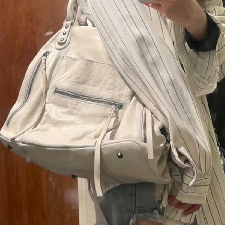 Instagram influencer's casual and versatile washed single shoulder handbag, tote bag, pleated women's bag, new trend 240915 - view 3