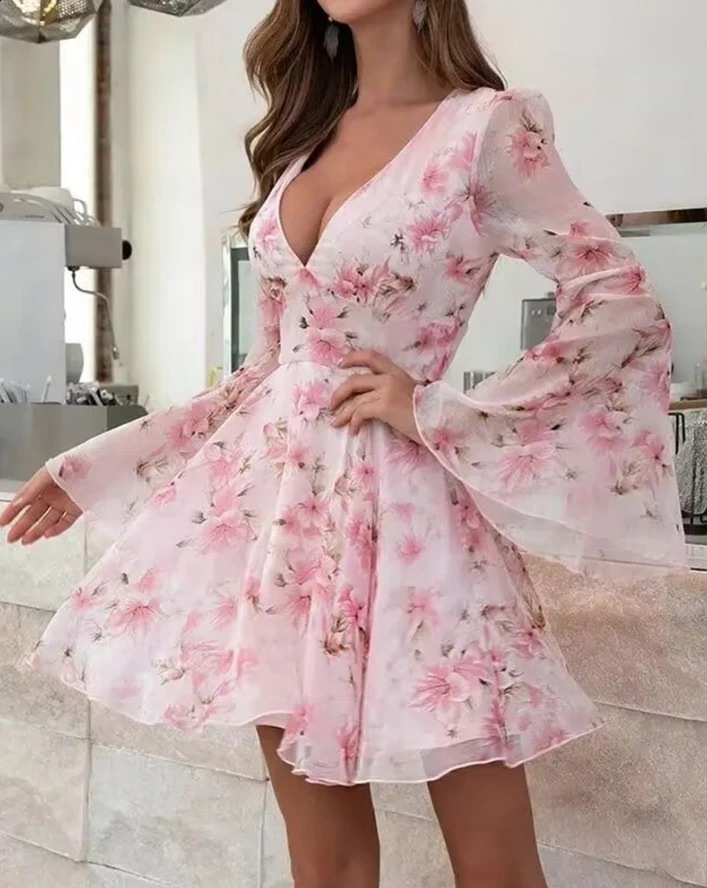 Romantic Style Womens Spring/Summer A-line Dress Long Sleeve Flower Printed Bell Sleeve Folded Day Vacation Dress 240906