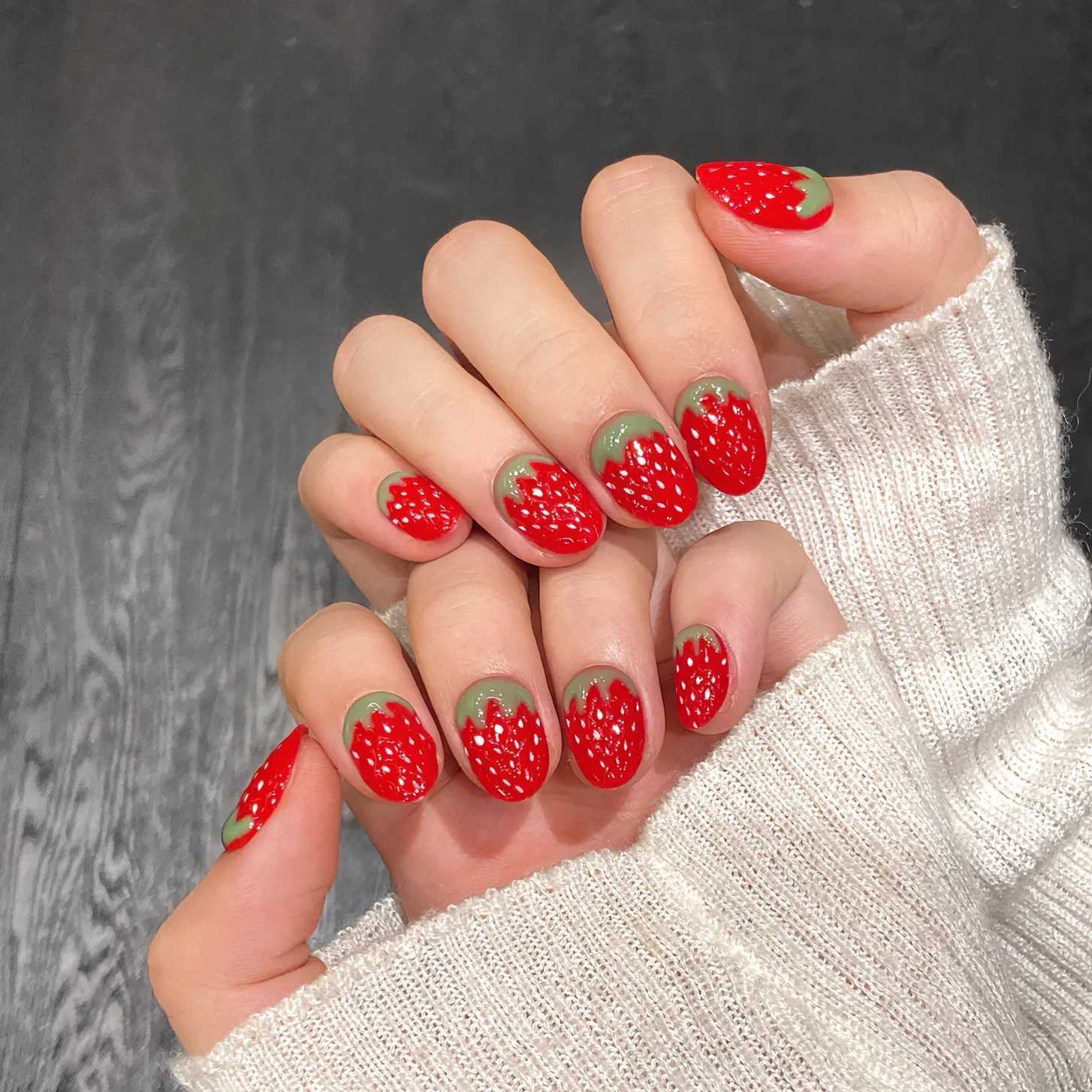 10 pieces of 3D strawberry handmade fake nails with short oval shaped red polka dots and fruit design pressed on nails worn by women/girls W240905