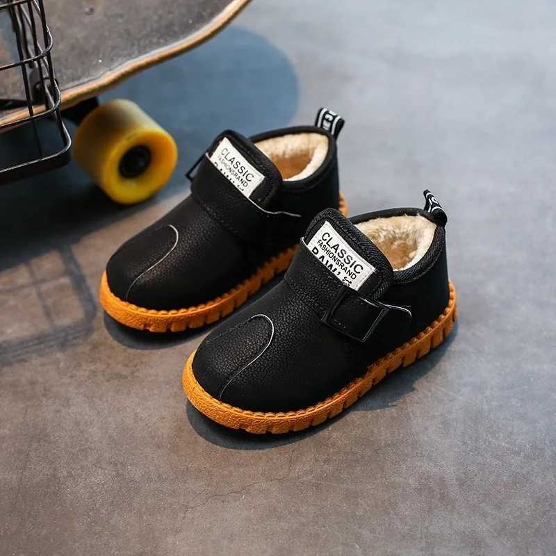 Winter Childrens Indoor Non-slip Home Cartoon Shoes Snow Boots Boy and Girls Warm Pack with Cotton Shoes Breathable Baby Boots M240906