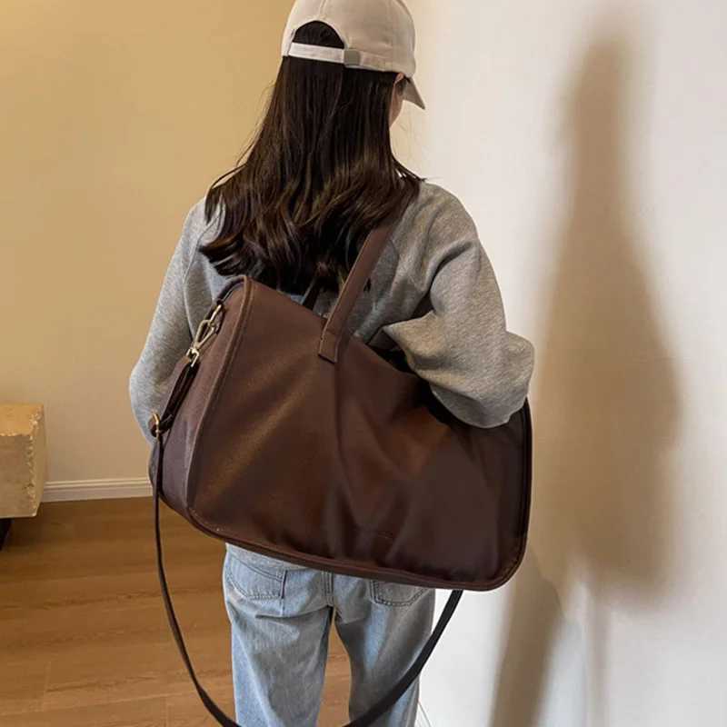 Large yoga bag PU womens sports handbag waterproof suspender shoulder strap travel leisure travel fitness shopping street fashionable girl handbag W24