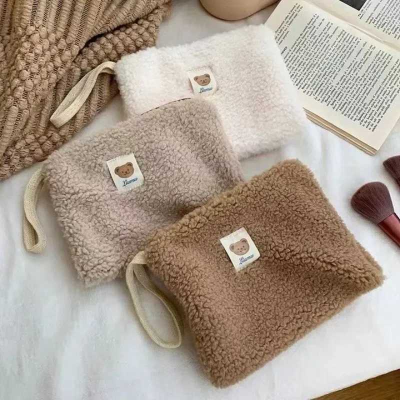 Large Capacity Cute Plush Travel Cosmetics lipstick Storage Bag Womens Makeup Kit Handbag Organizer Wallet Pencil Case Bag W240905