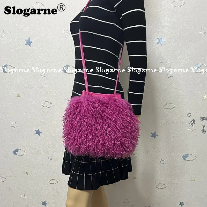 Fashionable artificial Mongolian wool leather bag beach fur shoulder womens long handbag y grille 240906