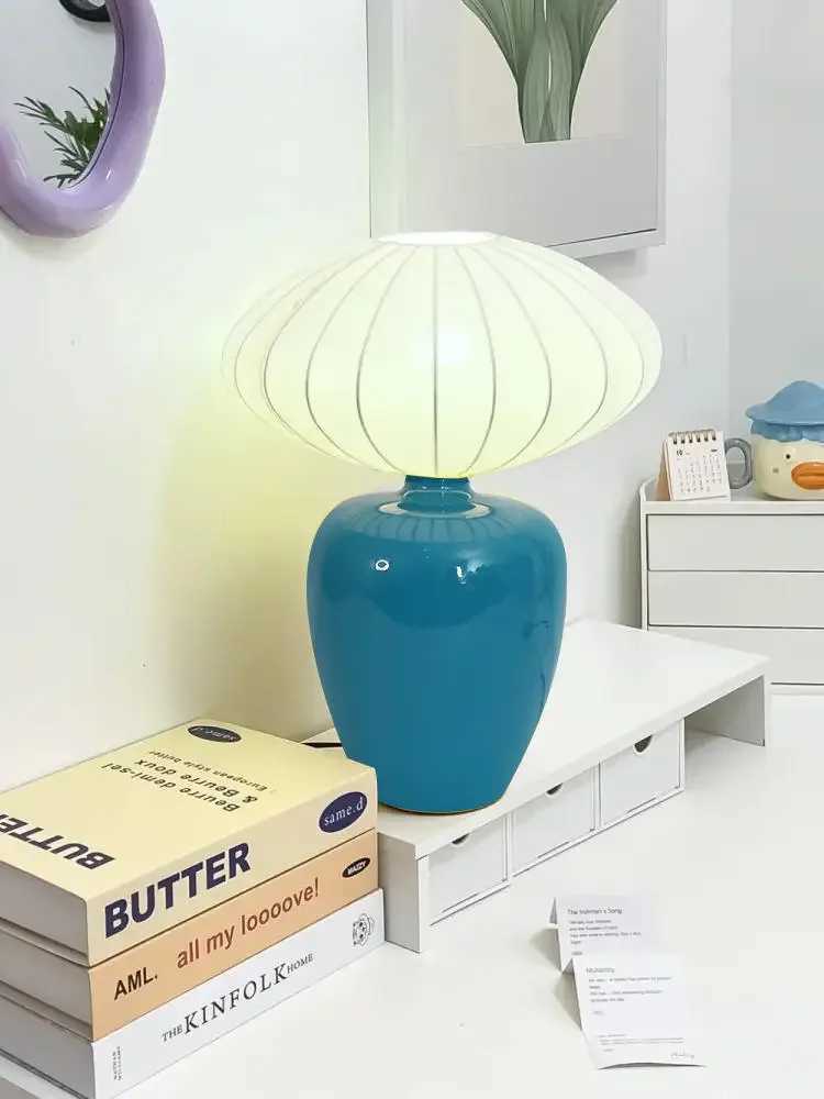 Childrens room floor lamp retro ceramic desk lamp retro silk desk lamp bedroom living room study desk lamp W240816