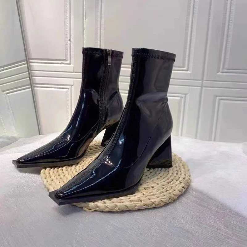 Spring and Autumn 2023 New Square Head Solid Color Edition Side Zipper High Heel Womens Coat Fashion Boots Single Boots Womens CL240906