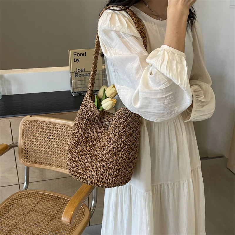 Korean Handmade Woven Bag Large Capacity Grass One Shoulder Handheld Womens Bucket Beach 240906