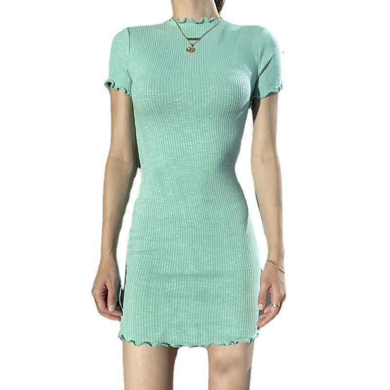 Black fungus edge ribbed sleeved dress, women's temperament, commuting round neck solid color short skirt