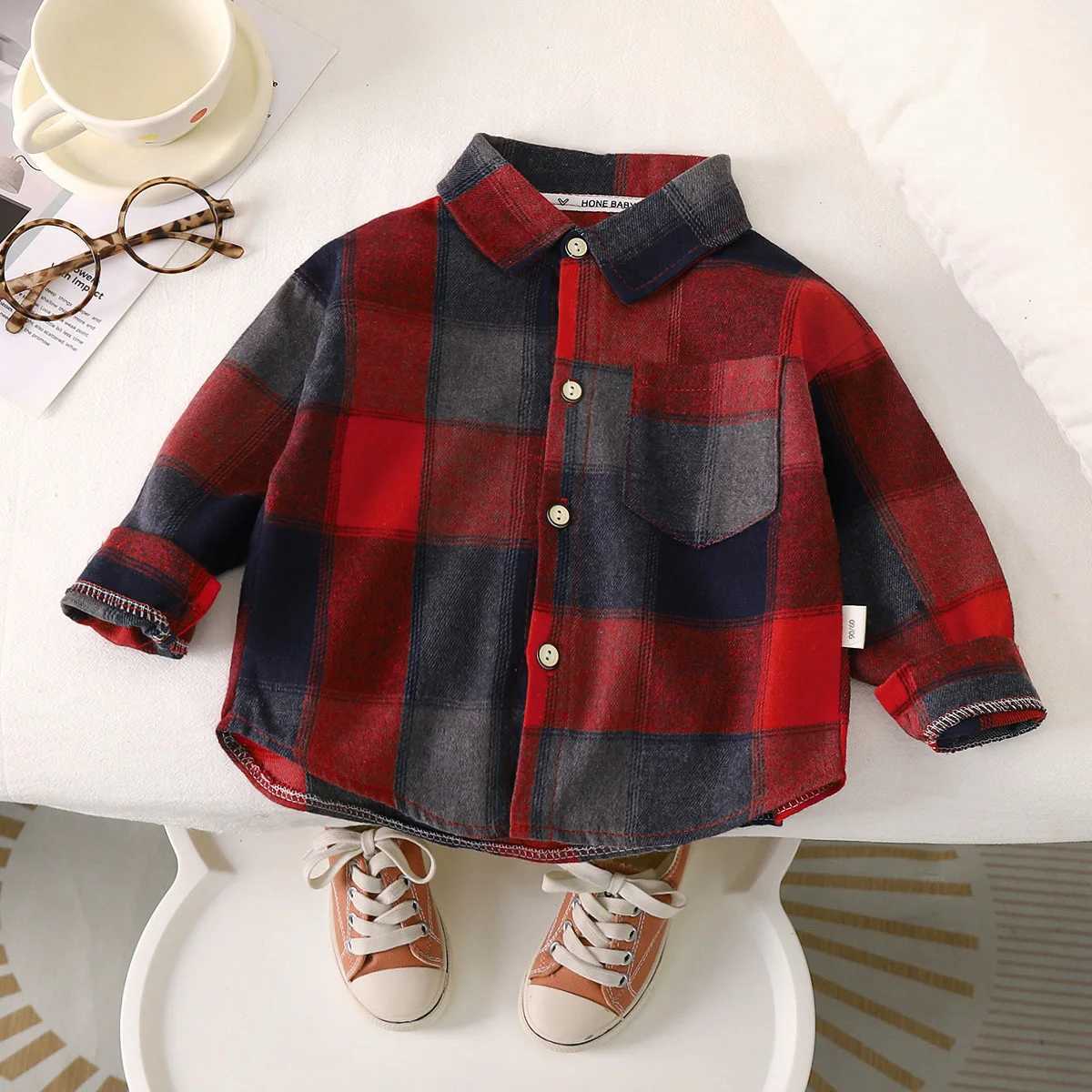 Autumn Toddler Boys Plaid Shirts Cotton Contrast Long Sleeve Infant Babys Boys Outwear Coat Loose Turn Down Collar Kid Boys Tops Y240906