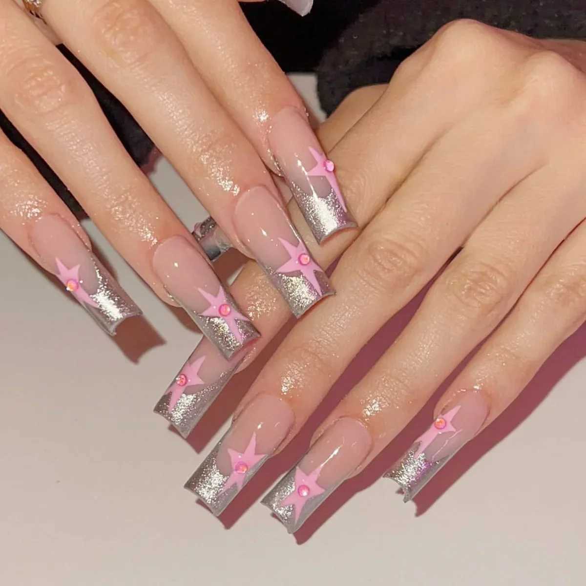 24pcs Almond Imprinted Nail Y2K Star Diamond Design Cool Girl Nude Color Fake Nail Female Fukk Cover Fake Nail Tip W240905