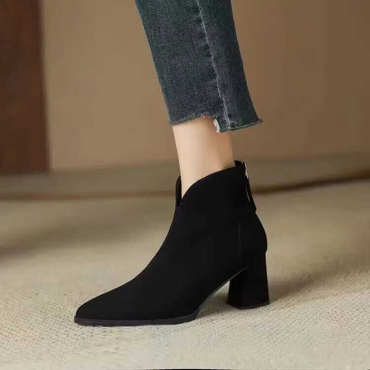 Womens Ankle Boots Solid Color Pointed Heel Thick Heel Comfortable Zipper Platform Wedge Retro Short Boots Cowboy Shoes Womens CL240906