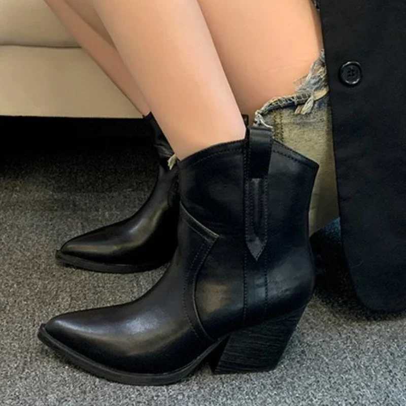 Autumn and Winter Casual Western Cowboy Ankle Boots Fashion Womens Clothing Platform Corner Toe Designer Shoes Slip on High Heels CL240907