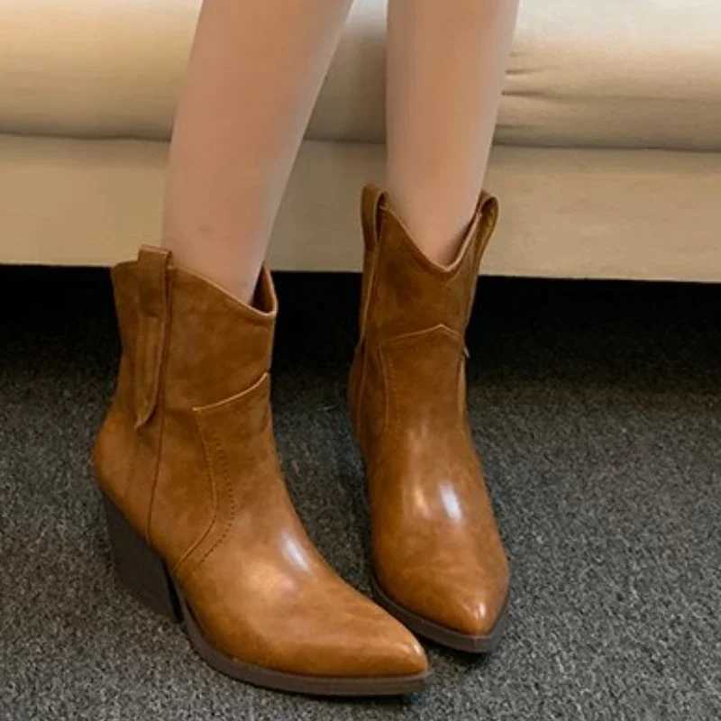 Autumn and Winter Casual Western Cowboy Ankle Boots Fashion Womens Clothing Platform Corner Toe Designer Shoes Slip on High Heels CL240907