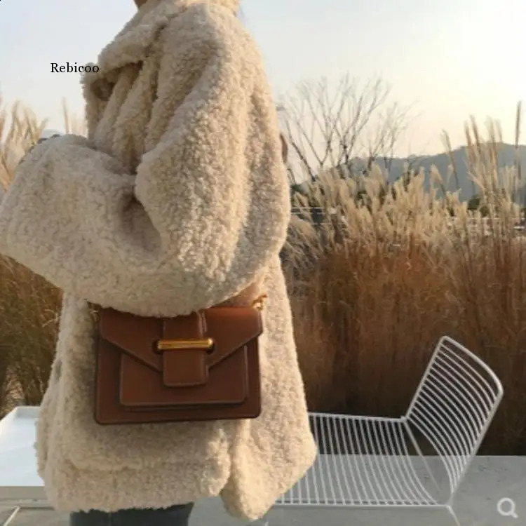 Artificial fur thick coat womens autumn warm soft and loose jacket button plush casual winter 240905