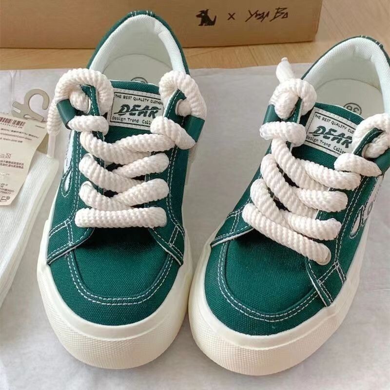 Ins autumn/winter internet celebrity trend fashion versatile canvas personality thick sole running sports women's board shoes