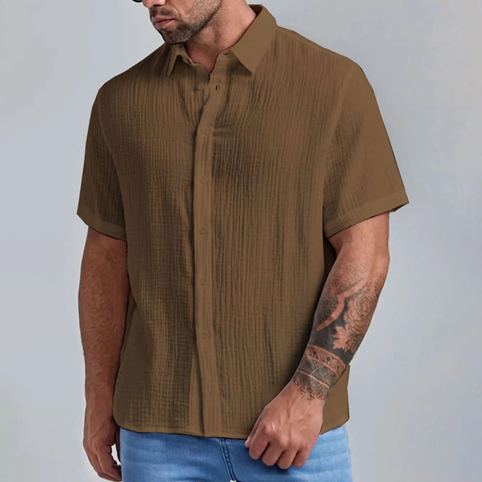 MenS Solid Color Shirt Cotton Short Sleeved Casual Buttons Up Vertical Stripe Light Printed Shirts Summer Street Cool Clothing 240906