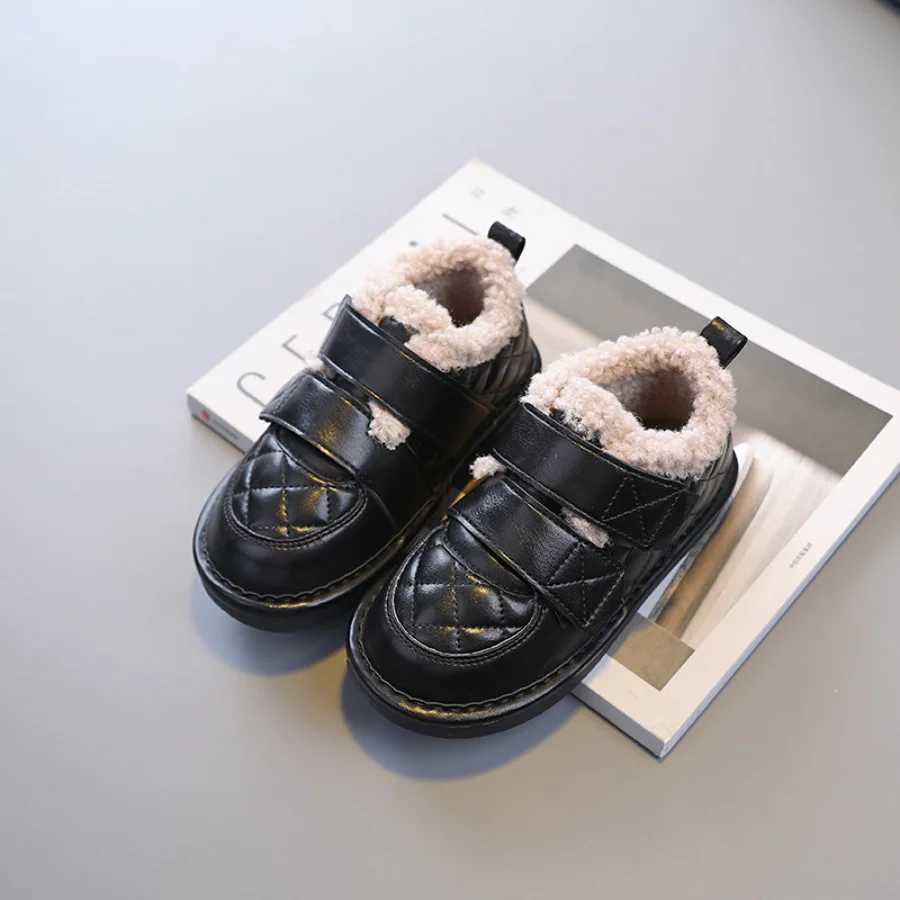 Childrens New Cotton Shoes Girls Winter Plush Snowboots Non Slip Princess Style Cotton Shoes Kids Snow Boots Boys Ankle Boots M240906