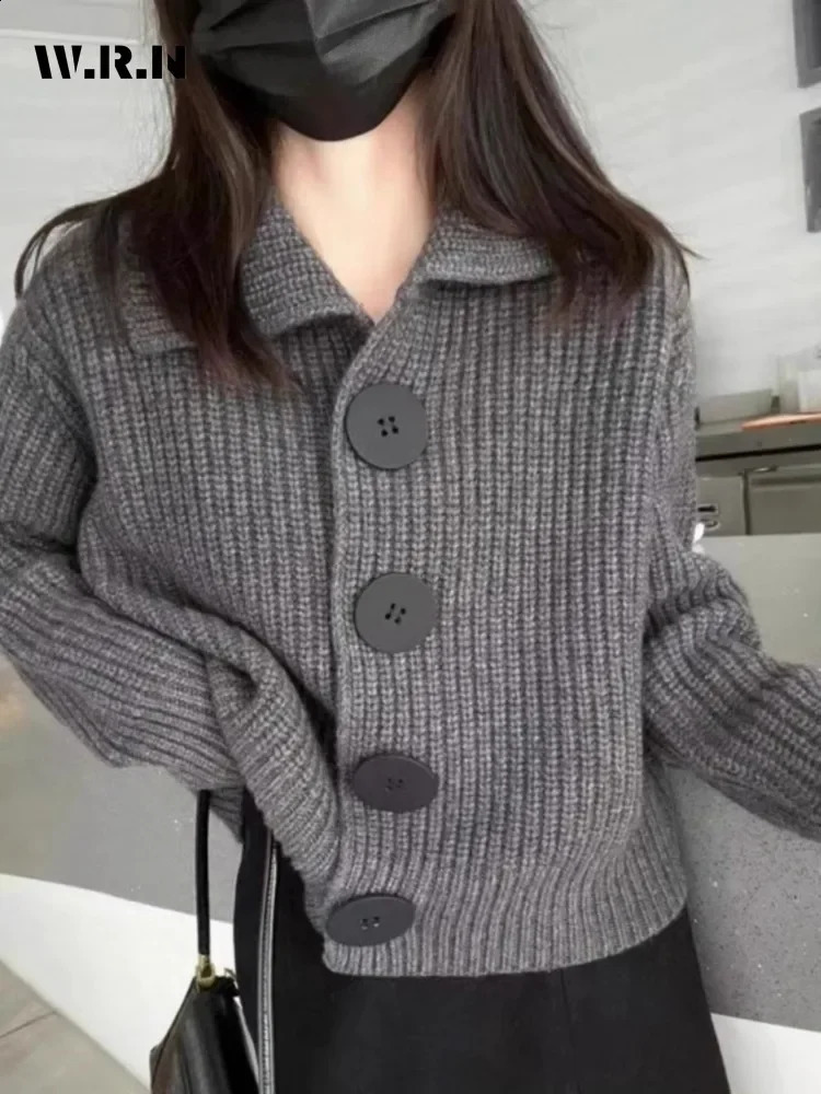 Autumn Korean Retro Fashion Single Chest Sweater Womens Casual Knitted Solid Jumper Long Sleeve Pocket Cardigan 240905