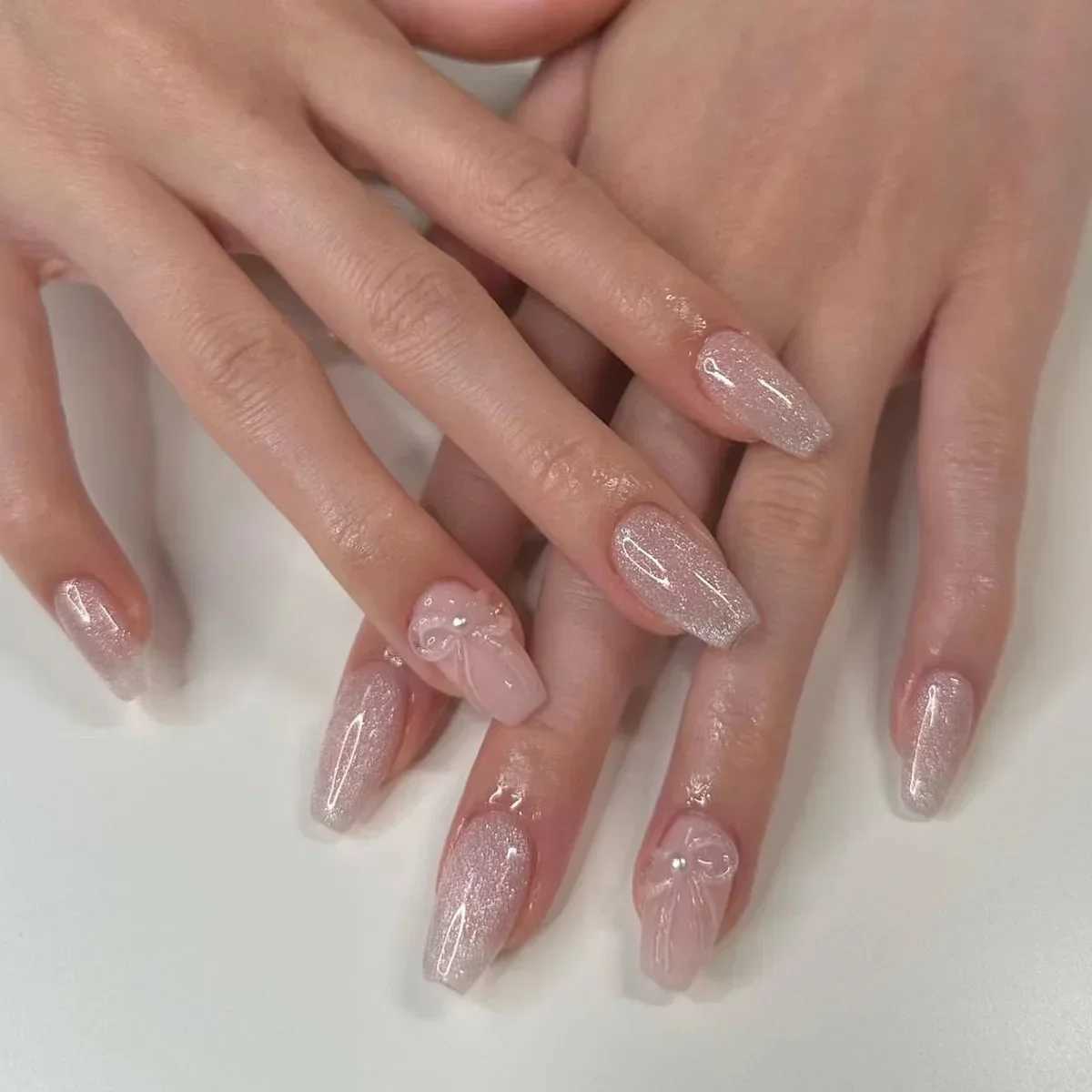 24pcs rectangular fake nails sparkling nail art white wearable fake nails silver French full set pressing nail tips W240905